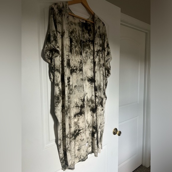 Adrienne Tops - Adrienne Shawl